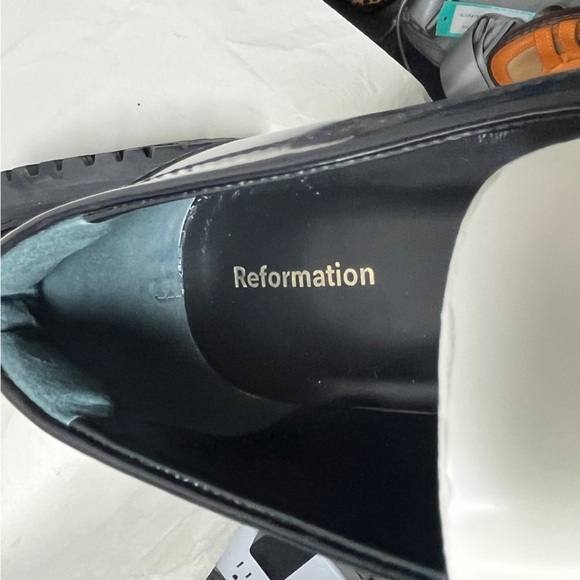 Reformation Agathea Chunky Loafer Black & White Patent Upper Lugg Sole Sz 7.5 - Picture 8 of 14